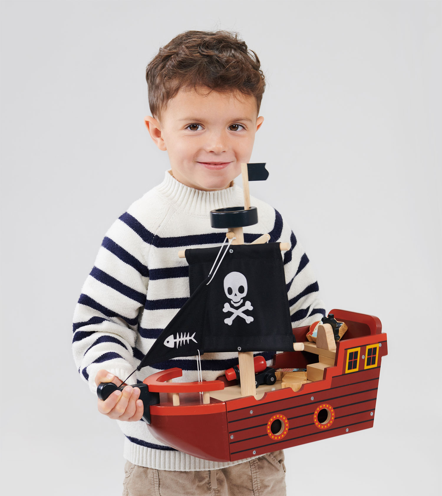 MT7903-fishbones-pirate-ship-4